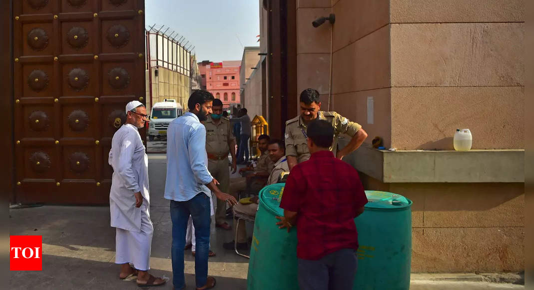 Namazis allowed 2 drums of 1,000 litres of water for wuzu | Varanasi News – Times of India