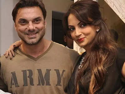 Seema drops 'Khan' after divorce from Sohail