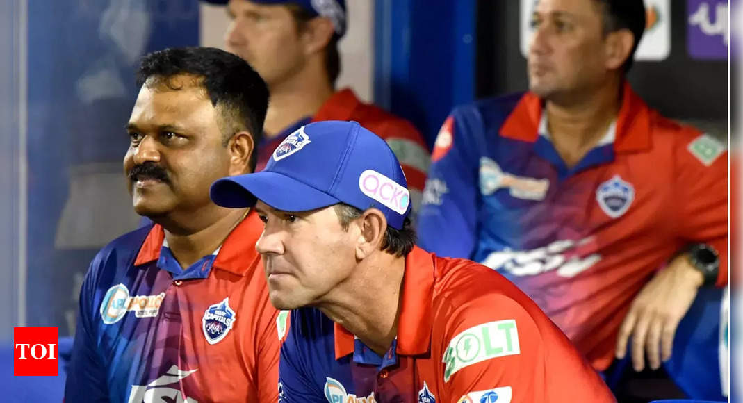 IPL 2022: Experienced players will have to step up against Mumbai Indians, says Delhi Capitals coach Ponting | Cricket News – Times of India