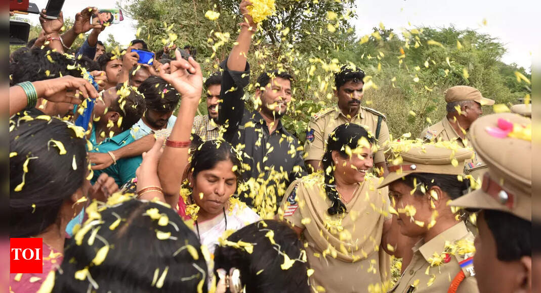 Telangana encounter of 4 rape accused fake, book 10 cops for murder: SC panel