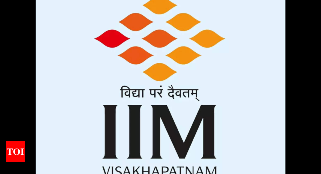 Iim-v Launches Digital Media Prog | Visakhapatnam News