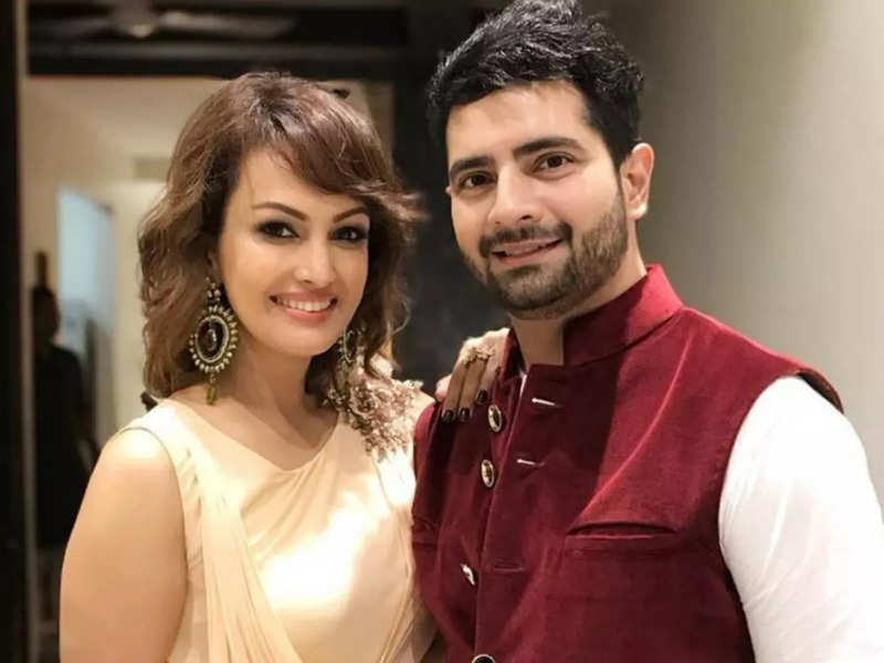 Karan Mehra accuses estranged wife Nisha Rawal of extramarital affair; blames them for snatching his house and business