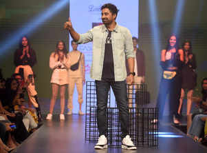 We loved Rannvijay's casual style on the ramp