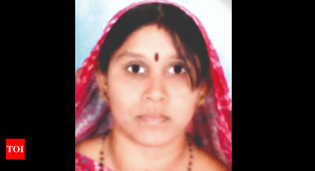Married Woman Hangs To Death Inside Police Station Rajkot News Times Of India 1177