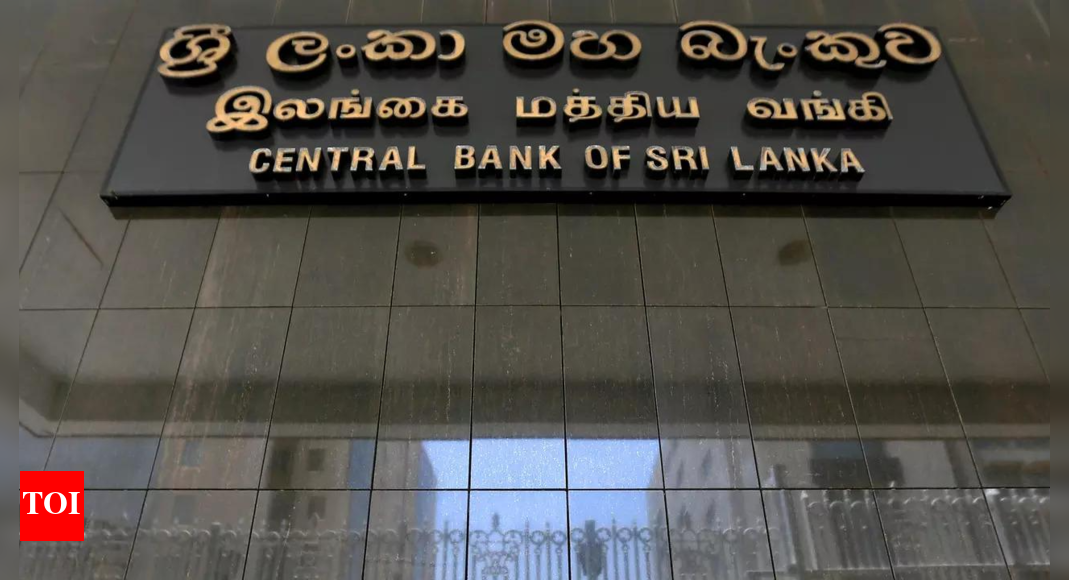 Central Bank Lankan court again extends travel ban on former governor