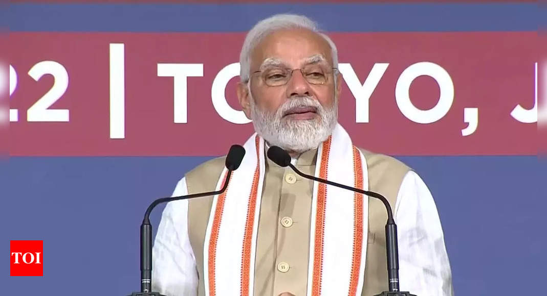 PM Modi asks Indian community in Japan to join ‘Bharat Chalo, Bharat se Judo' campaign