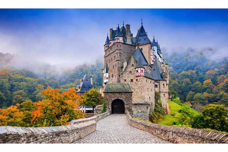 These are believed to be world's most haunted castles | Times of India ...