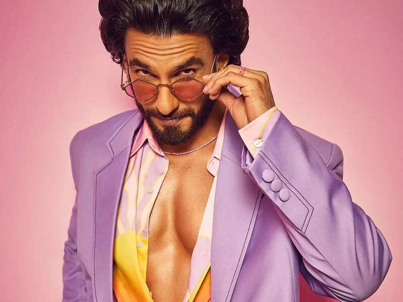 All those trolling Ranveer Singh should stop being judgemental | Hindi Movie News - Times of India