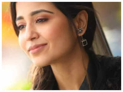 Shweta Tripathi Sharma connects with her character in 'Escaype Live'