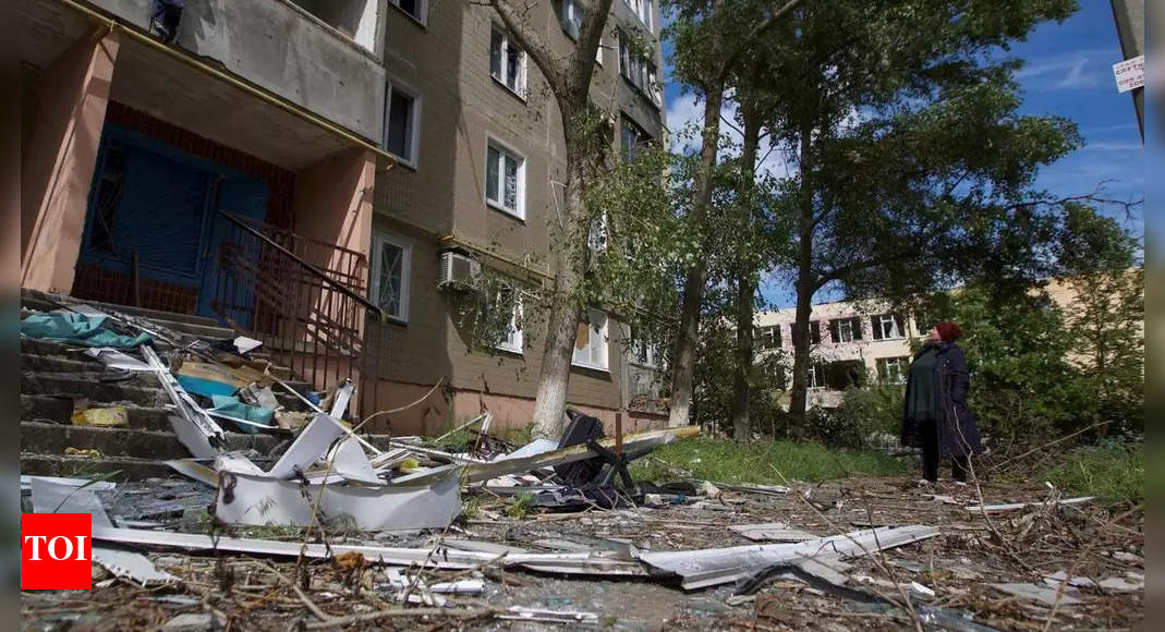 Ukraine: Ukraine:3 civilians dead in Donetsk region - Times of India