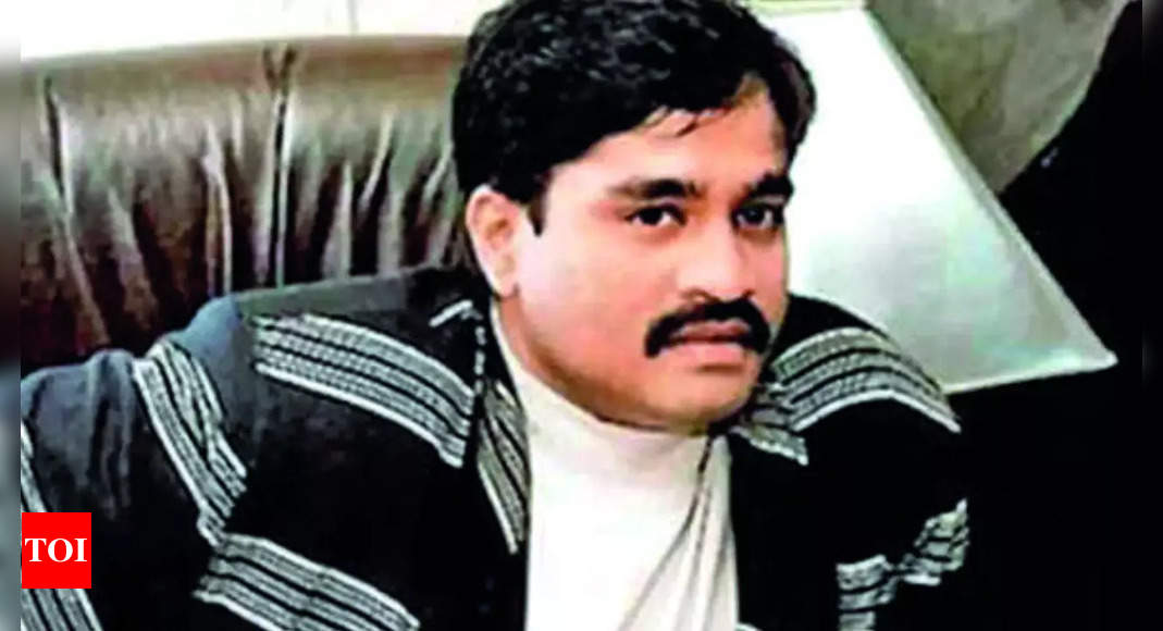 dawood:   Witnesses: Dawood is in Pakistan, sends Rs 10 lakh per month to siblings | India News – Times of India