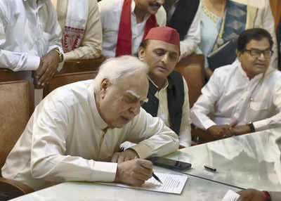 Kapil Sibal: With support from SP, 'Independent' Kapil Sibal files RS nomination; Setback for Congress | India News - Times of India