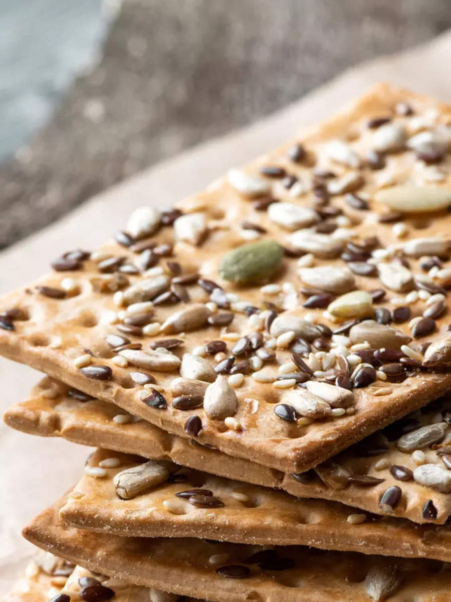 How to make High-Protein Seeds Cracker for weight loss | Times of India