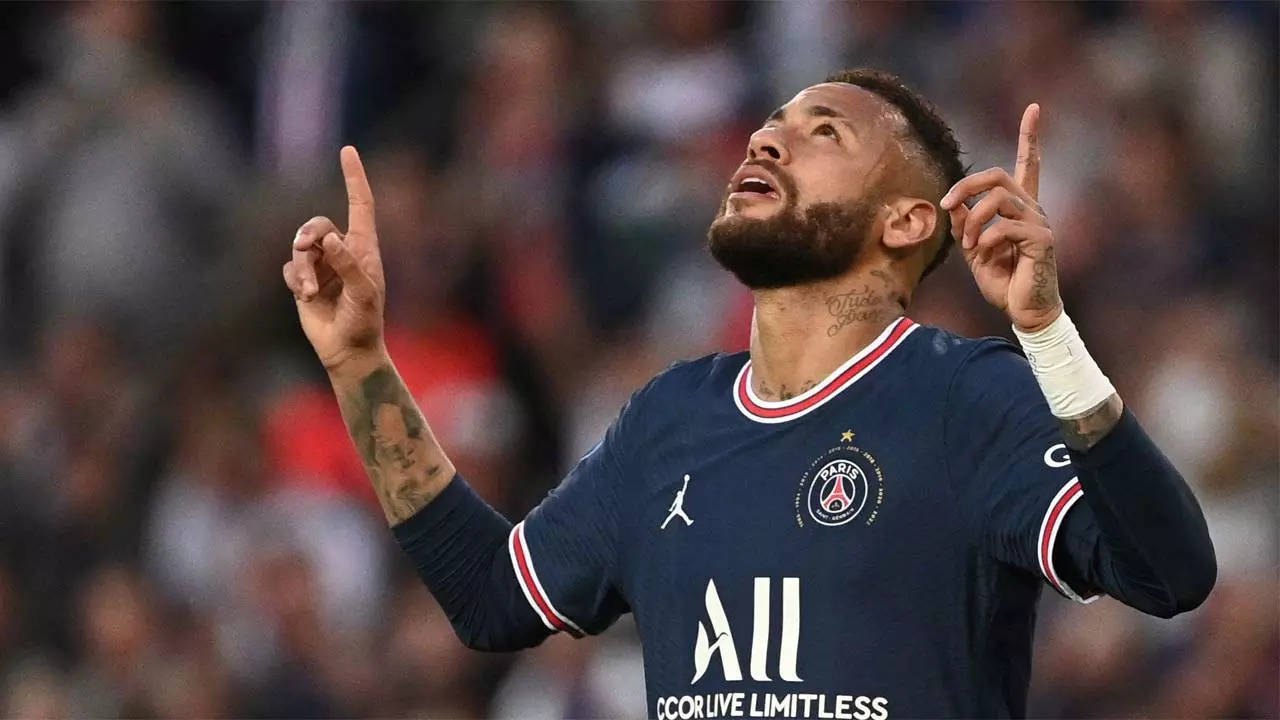 Neymar wants to stay at PSG despite rumours over his future | Football News  - Times of India