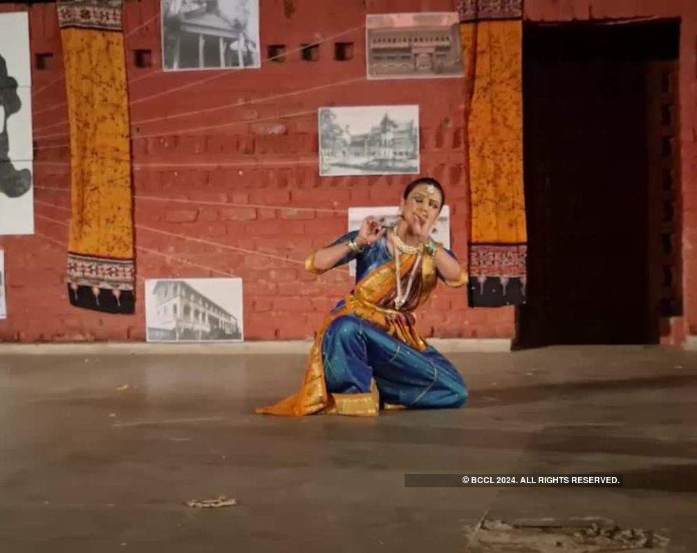 
Kathak recital on Ravindra sangeet by Venu Riswadkar
