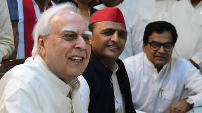 'Chintan Shivir' over, but no end to 'chintas': Now, Kapil Sibal quits Congress to start 'independent' innings