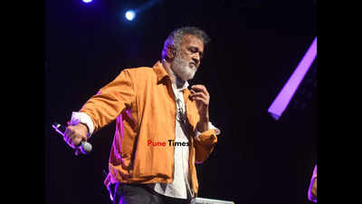 Lucky Ali hums his way into Punekars’ hearts