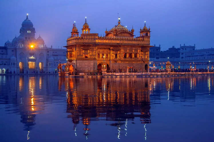 Visit Golden Temple, Amritsar