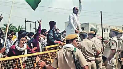 Pelting stones at cops: 80 people, including local Congress workers, held in Jhalawar district