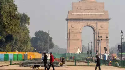 Iconic rifle, helmet at India Gate shifted to National War Memorial