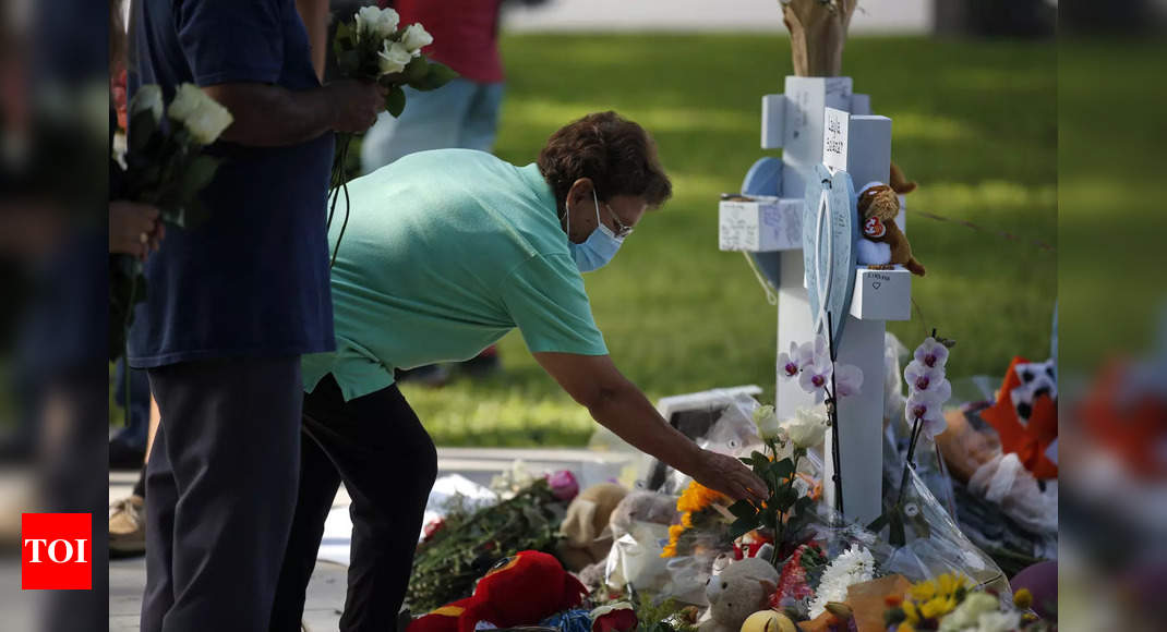 Cops accused of cowardice, dereliction in Texas school shooting