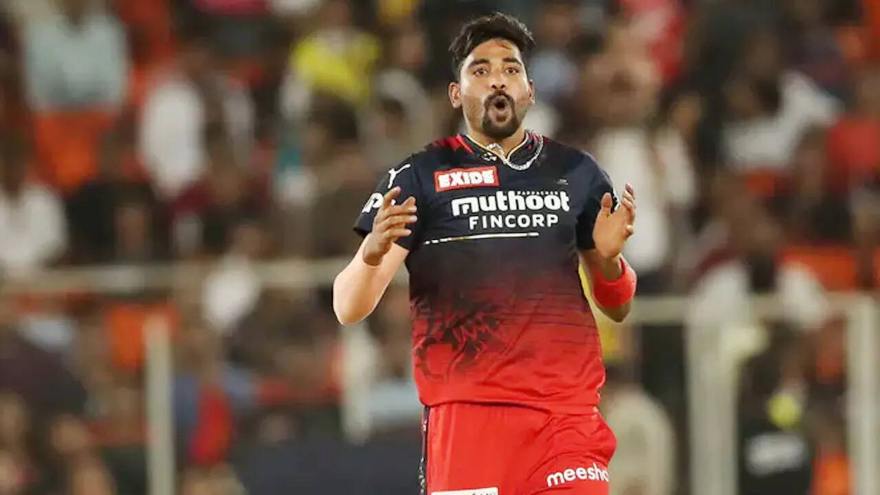 IPL 2022: RCB's Mohammed Siraj registers record of conceding most sixes in a single IPL season | Cricket News - Times of India