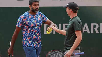 Rohan Bopanna, Middelkoop save 5 match points to knock out Wimbledon champions from Roland Garros