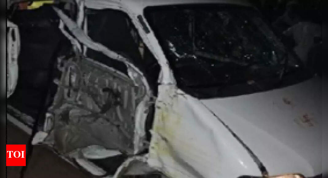 UP: Five killed in road mishap in Kanpur Dehat | Kanpur News - Times of ...