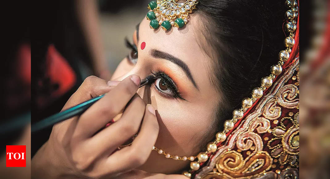 Demand for makeup artists booms as Kolkata sees an uptick in weddings, shoots | Bengali Movie News