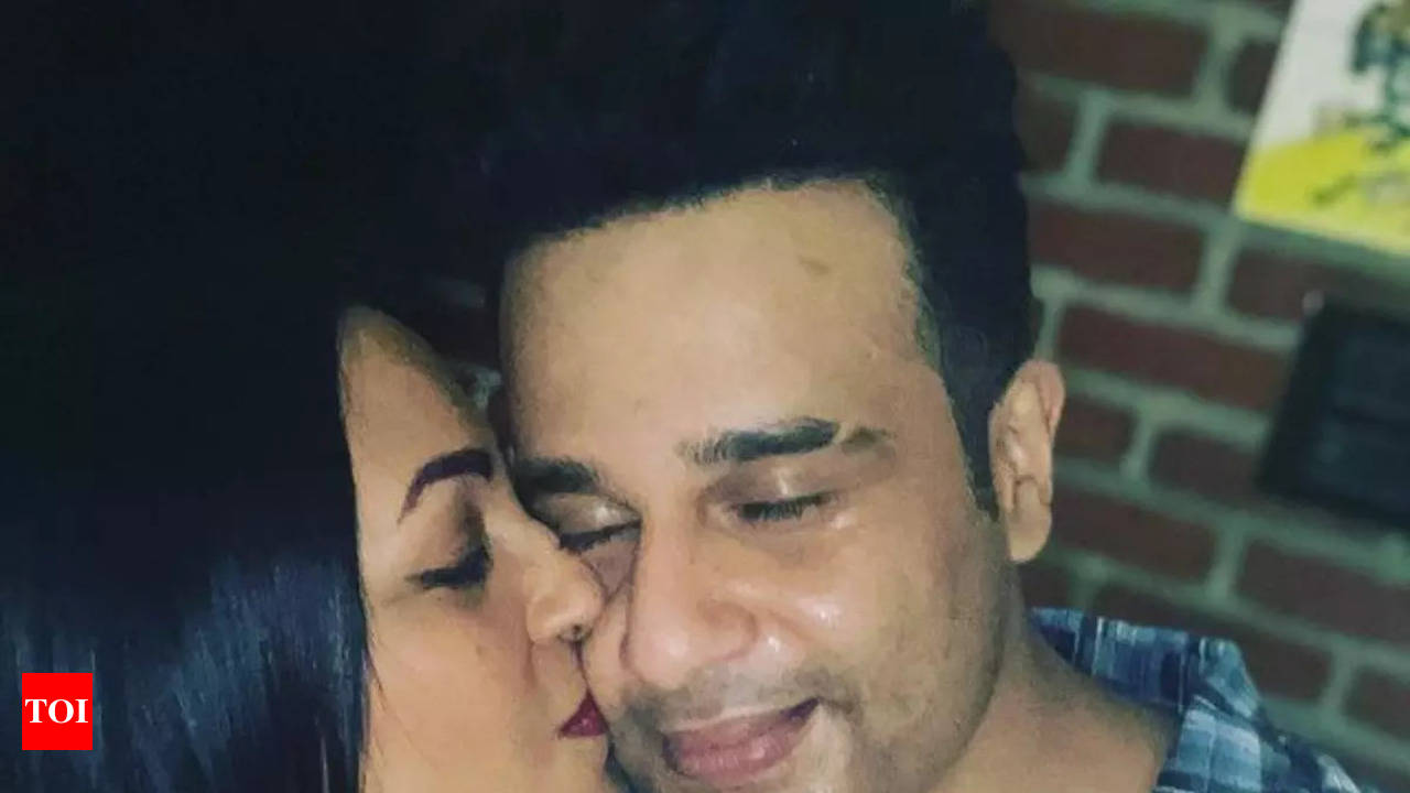 Kashmera Shah shares a romantic post for hubby Krushna Abhishek on his  birthday - Times of India