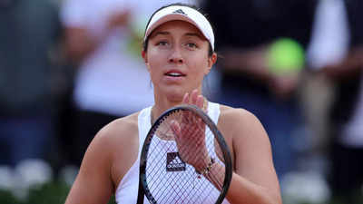 American Pegula fights back to reach French Open last eight