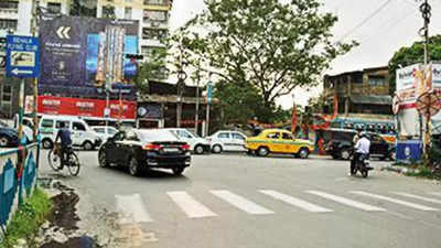 Kolkata: All vehicles from Mominpore take Burdwan Road to prevent Metro jam