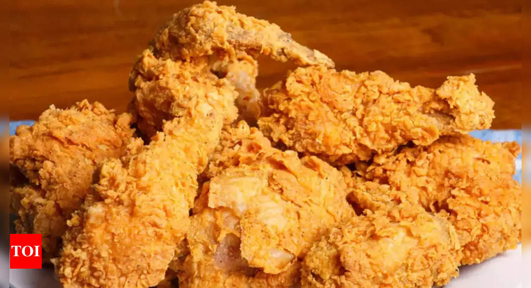 Kfc: ‘rubber Band Found In Chicken From Kfc’ | Hyderabad News - Times ...