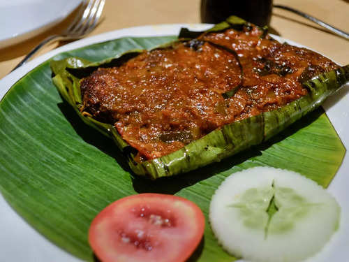 How To Cook With Banana Leaves - Chef's Pencil