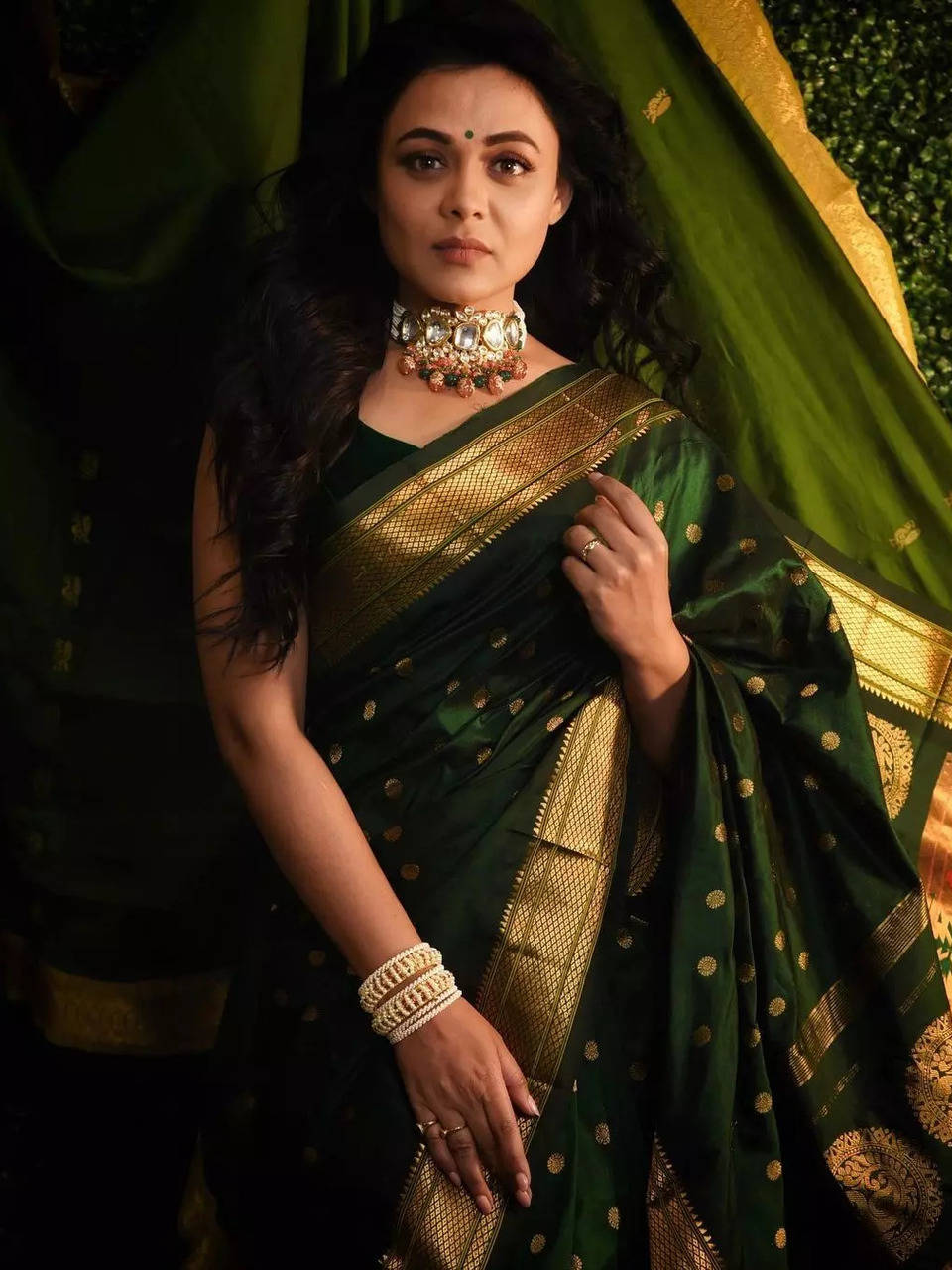 Stunning looks of Prarthana Behere in saree | Times of India