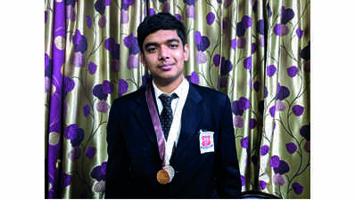 Hard work pays off for KGMU students in NEET-PG results