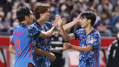 Japan warm up for Brazil with 4-1 win over Paraguay