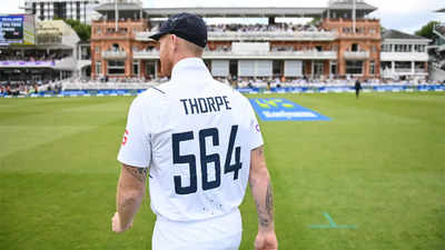 1st Test: Ben Stokes dons jersey bearing name, cap number of Graham Thorpe during toss against NZ