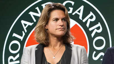 French Open director apologises for saying men's tennis is more appealing than women's