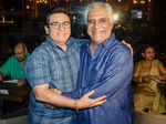 Anjan Srivastav celebrates his 74th birthday with team of Wagle Ki Duniya - Nayi Peedhi Naye Kissey