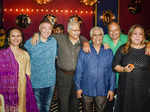 Anjan Srivastav celebrates his 74th birthday with team of Wagle Ki Duniya - Nayi Peedhi Naye Kissey