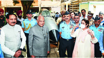 Admn, Indian Air Force sign MoU on IAF heritage centre