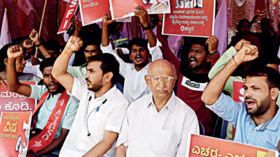 Karnataka: Dissolving committee is an eyewash, restore old books, says activists & writers