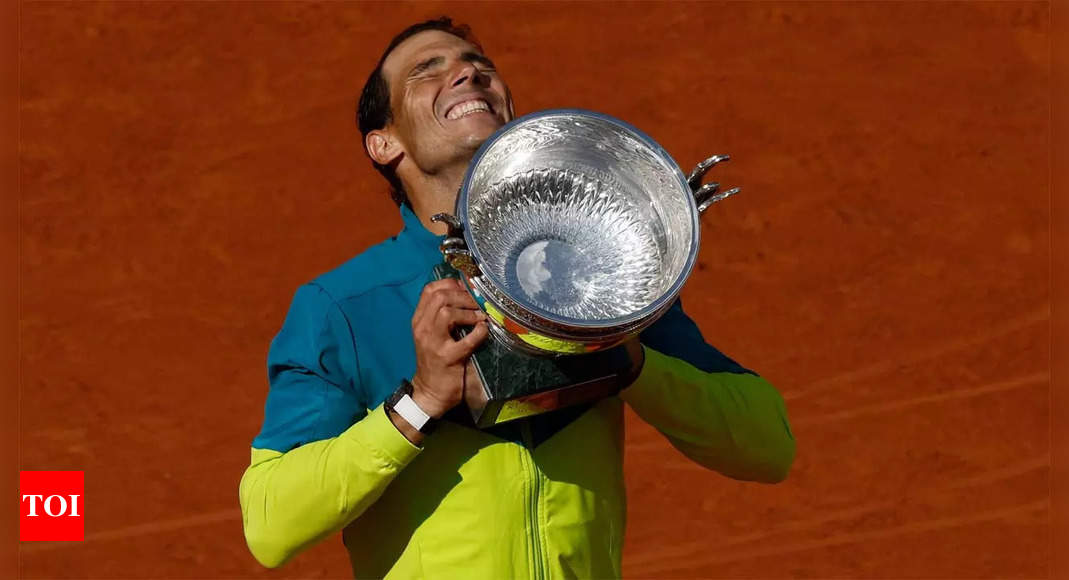 Rafael Nadal vs Casper Ruud, French Open 2022 Final Live: Nadal’s bid for more Roland Garros history meets Ruud resistance  – The Times of India