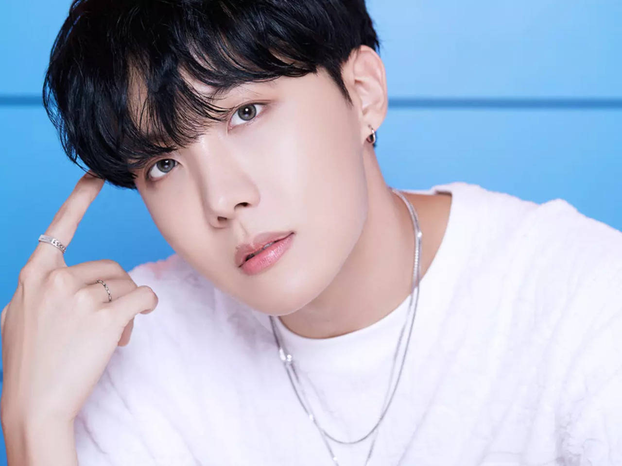 Ducktan makes a comeback! This time as part of BTS member J-Hope's