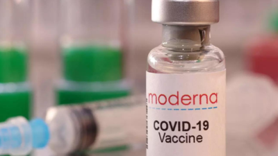 Moderna says Omicron-targeted COVID shot shows better response