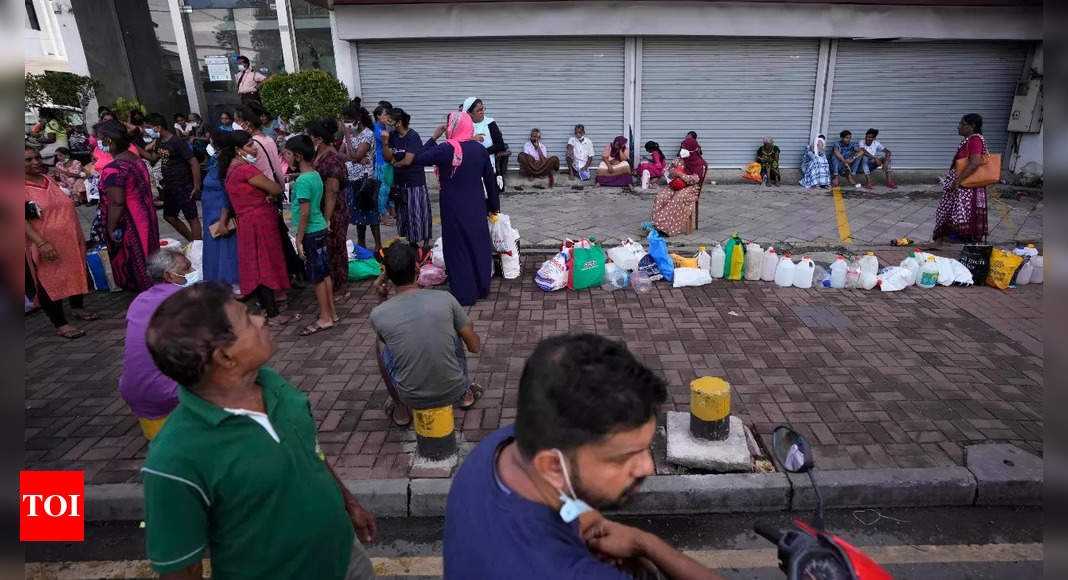 Solo India nos da dinero para combustible, dice el primer ministro de Sri Lanka, Ranil Wickremesinghe
