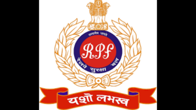 Visakhapatnam: Visakhapatnam: RPF cops rescue minor girl in Vizag ...