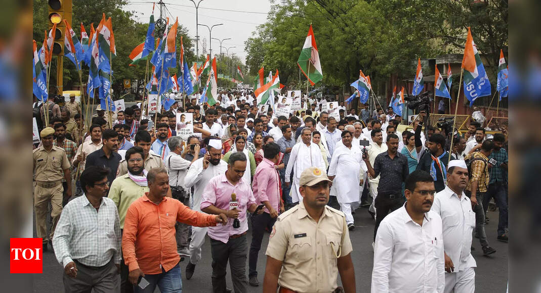 Congress: Rajasthan Congress takes out protest march against ED notices ...