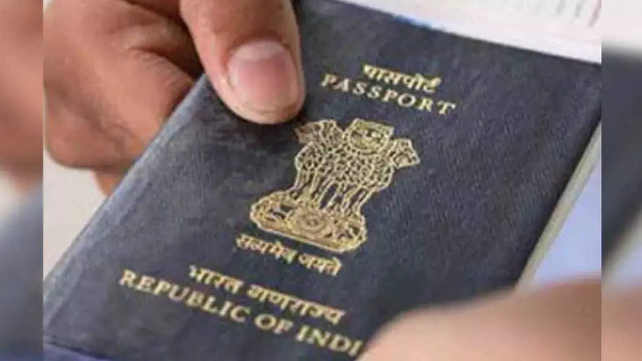 At least 8,000 super rich Indians are expected to migrate out of the country this year | India Business News - Times of India